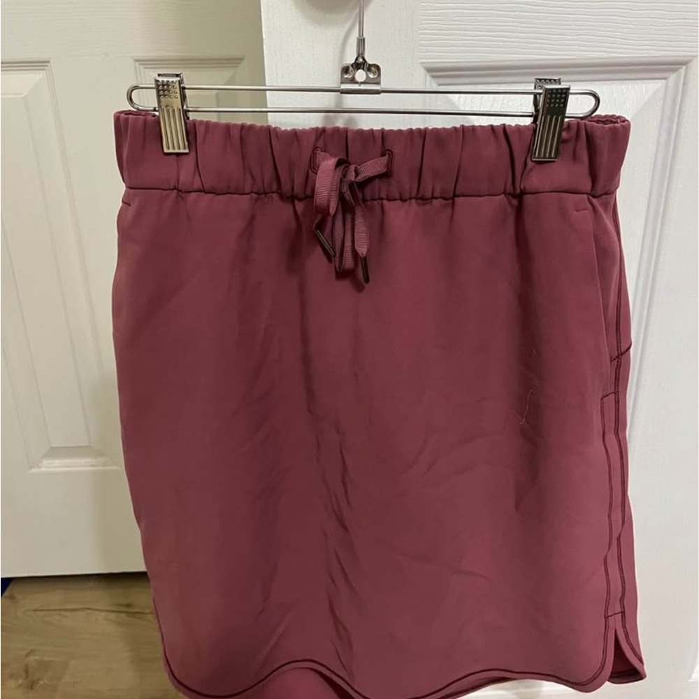 Lululemon On the Fly Pink Skirt